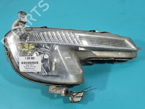 Used Right front fog light Right front fog light 37822814 37822814