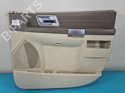 front-right-panel-chrysler-grand-voyager-v-rt-2007-38128526 main image