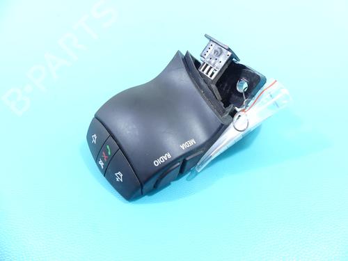 switch-renault-fluence-l3_-2010-38115537 main image