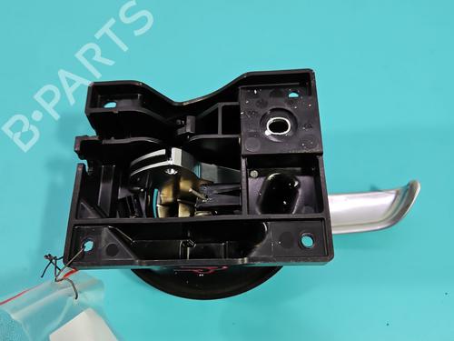 Front right interior door handle FIAT 500X (334_) 2.0 D Multijet 4x4 (334AXB22, 334AXD2B) | BP37858889I14 - Image 3