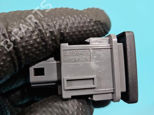 Switch TOYOTA AURIS (_E18_) 1.6 (ZRE181_, ZRE185_, ZRE185R, ZRE181R) | BP37820944I30 - Image 6
