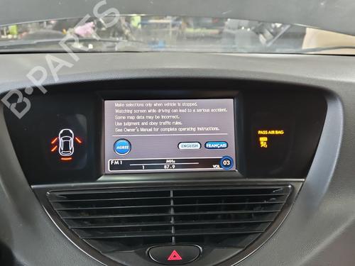 display-monitor-subaru-tribeca-b9-2005-38120949 main image