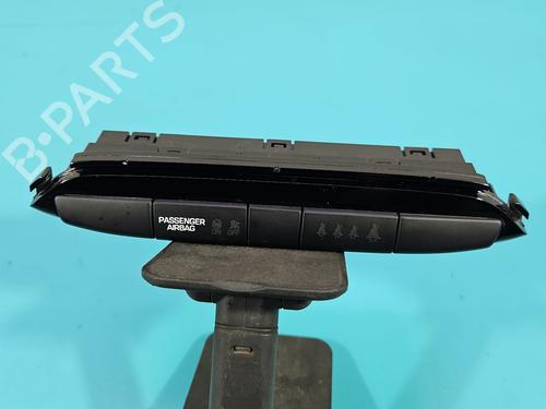 display-monitor-hyundai-i20-ii-gb-ib-2014-2015-2016-2017-2018-2019-2020-2021-37850630 main image