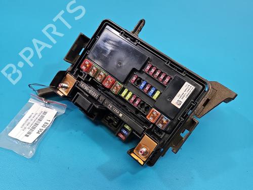 fuse-box-hyundai-i20-i-pb-pbt-2008-2009-2010-2011-2012-2013-2014-2015-39025789 main image