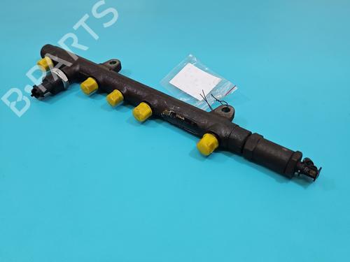 Injection rail RENAULT TRAFIC II Van (FL) 1.9 dCi 100 (FL0C, FL0K, FL0B) | BP40038285M98 - Image 1