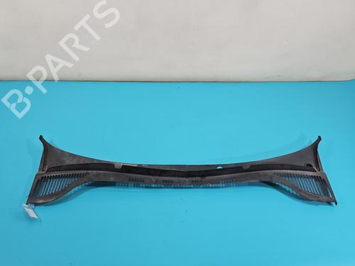 Grelha curcuvan Grelha curcuvan SKODA FABIA III (NJ3) 1.0 (60 hp) 37818424 37818424