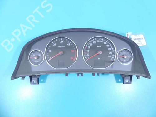 instrument-cluster-opel-signum-hatchback-z03-2003-2004-2005-2006-2007-2008-37891947 main image