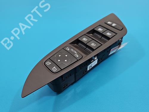 Kombi Kontakt / Stilkkontakt Kombi Kontakt / Stilkkontakt 38778143 38778143