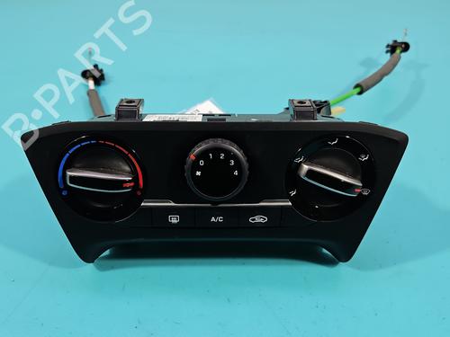 climate-control-hyundai-i20-ii-gb-ib-2014-2015-2016-2017-2018-2019-2020-2021-37850632 main image