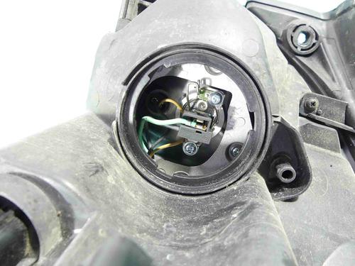 Right headlight KIA CARENS III MPV (UN) 2.0 CRDi 140 | BP37809260C29 - Image 7