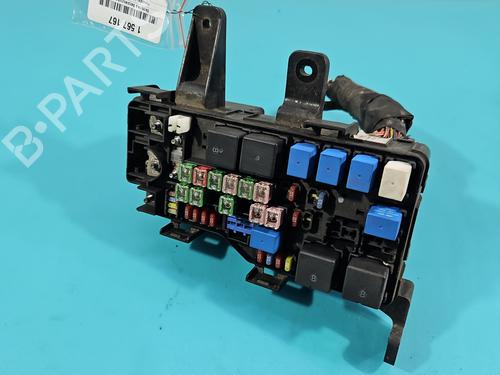 Used Fuse box Fuse box 37837617 37837617