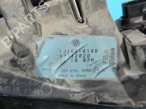 Right headlight VW GOLF IV Variant (1J5) 1.6 | BP37990697C29 - Image 10