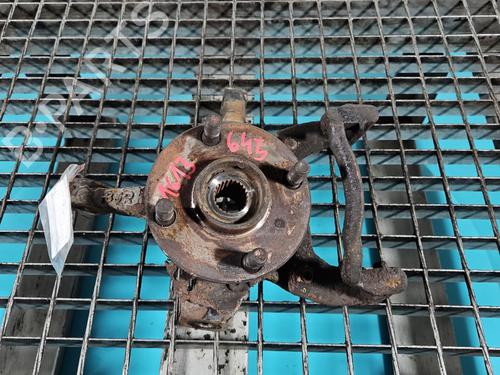 Used Right front steering knuckle Right front steering knuckle TOYOTA YARIS (_P1_) 1.3 (NCP10, SCP12_) (86 hp) 40258852 40258852