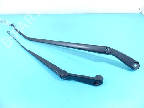 Used Front windshield wiper arm Front windshield wiper arm 37807400 37807400