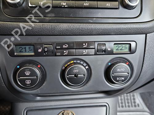 Used Climate control Climate control 38116893 38116893