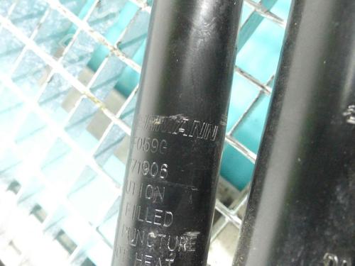 Left rear shock absorber MAZDA 2 (DY) 1.4 CD | BP37887489M18 - Image 3