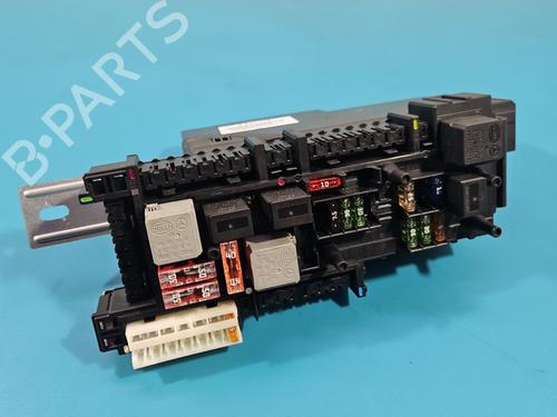 Used Fuse box Fuse box MERCEDES-BENZ GLK-CLASS (X204) 220 CDI 4-matic (204.984, 204.997) (170 hp) 39883396 39883396