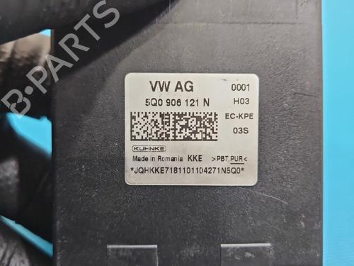 Electronic module SKODA OCTAVIA III Combi (5E5, 5E6) 1.6 TDI | BP39403730M83 - Image 5