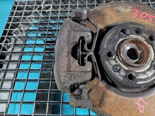 Venstre bremsekaliber foran Venstre bremsekaliber foran PEUGEOT EXPERT Van (V_) 1.6 BlueHDi 115 (115 hp) 39747730 39747730