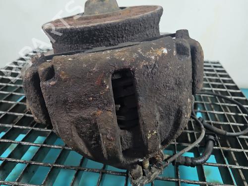 Used Left front brake caliper Left front brake caliper 38125031 38125031