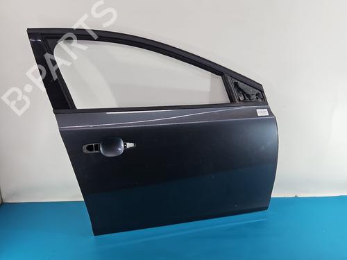 right-front-door-volvo-v40-hatchback-525-2012-2013-2014-2015-2016-2017-2018-2019-37858595 main image