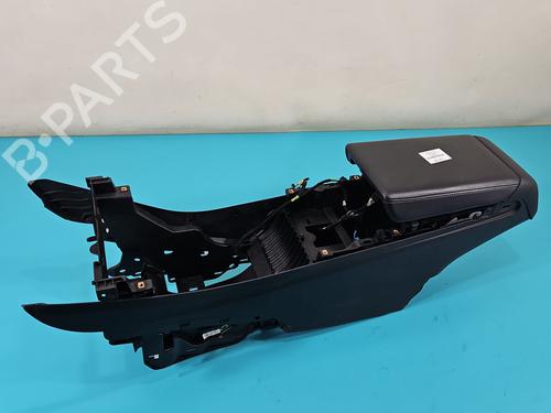 Used Armrest / Center console Armrest / Center console 38128075 38128075