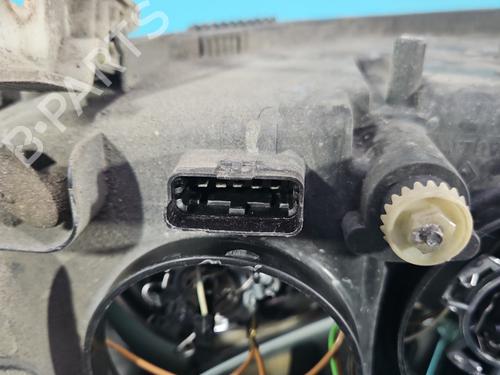 Right headlight RENAULT ESPACE IV (JK0/1_) 1.9 dCi (JK0U, JK0G) | BP38116326C29 - Image 9