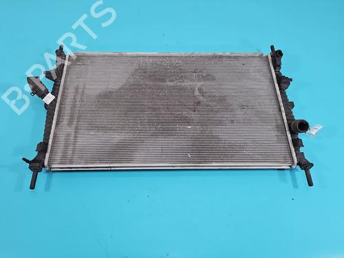 Used Water radiator Water radiator 38142676 38142676