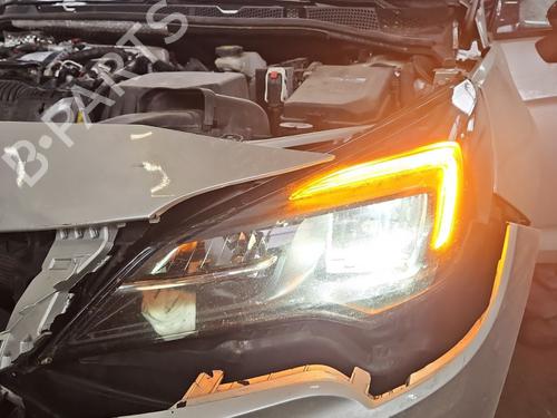 Used Left headlight Left headlight OPEL ASTRA K Sports Tourer (B16) 1.5 CRDI (35) (122 hp) 37829056 37829056