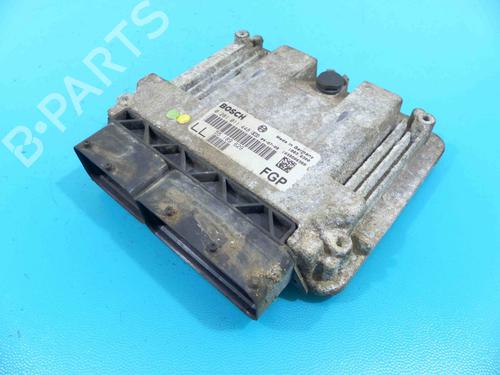 Used Engine control unit (ECU) Engine control unit (ECU) OPEL VECTRA C GTS (Z02) [2002-2009] 37882768 37882768