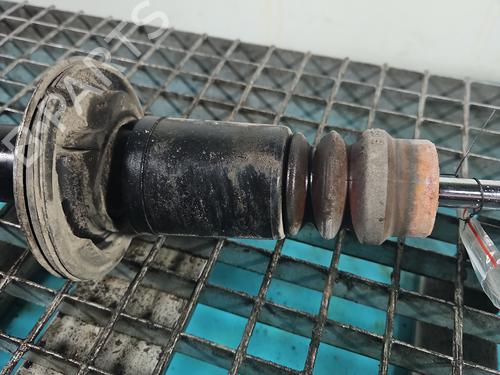 Left front shock absorber AUDI A4 B6 (8E2) 2.0 | BP37811800M16 - Image 2