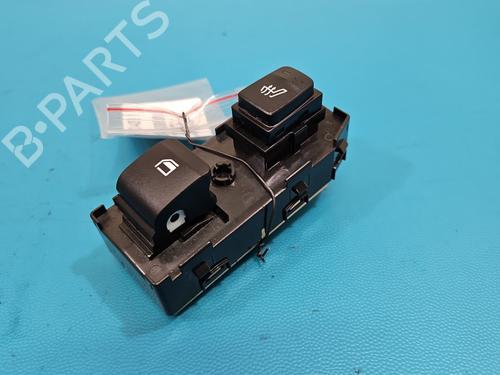Used Switch Switch HYUNDAI ELANTRA VII Saloon (CN7) 1.6 (123 hp) 39720414 39720414