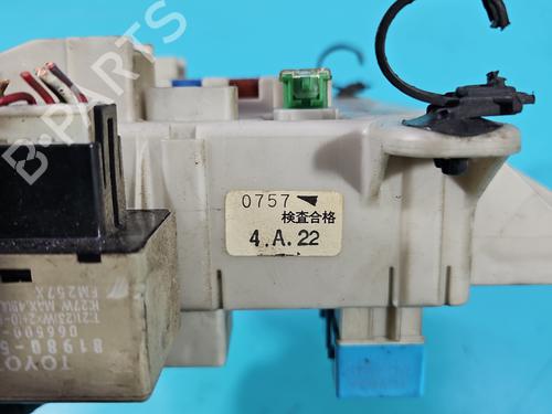 Fuse box TOYOTA RAV 4 II (_A2_) 2.0 D 4WD (CLA20_, CLA21_, CLA20R, CLA21R) | BP37851853E1 - Image 6