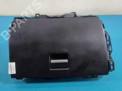 cupobject-holder-land-rover-range-rover-evoque-l538-2011-2012-2013-2014-2015-2016-2017-2018-2019-37860117 main image