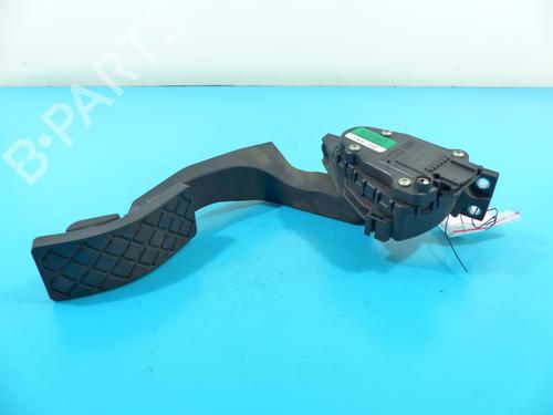 pedal-audi-a8-d3-4e2-4e8-2002-2003-2004-2005-2006-2007-2008-2009-2010-37882735 main image