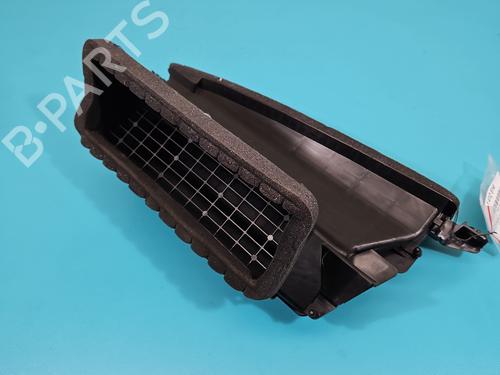 Used Intake manifold Intake manifold 37813750 37813750