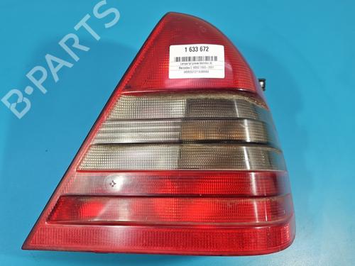 Used Right taillight Right taillight MERCEDES-BENZ C-CLASS (W202) C 220 D (202.121) (95 hp) 40119212 40119212