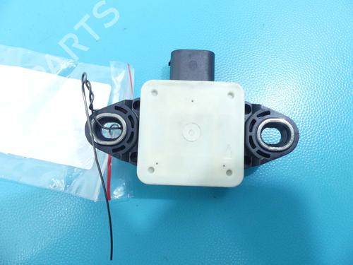 Electronic sensor TESLA MODEL S (5YJS) 70D AWD | BP37879970M84 - Image 4