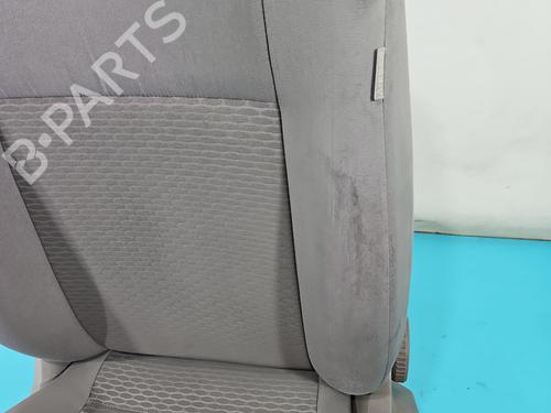 Left front seat VW GOLF PLUS V (5M1, 521) 1.6 TDI | BP38146801C15 - Image 5