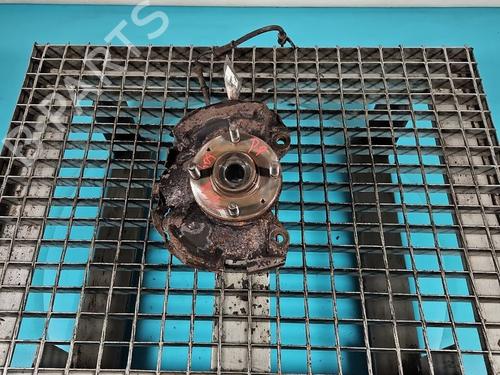 Used Right front steering knuckle Right front steering knuckle HYUNDAI GETZ (TB) 1.1 (63 hp) 40461043 40461043