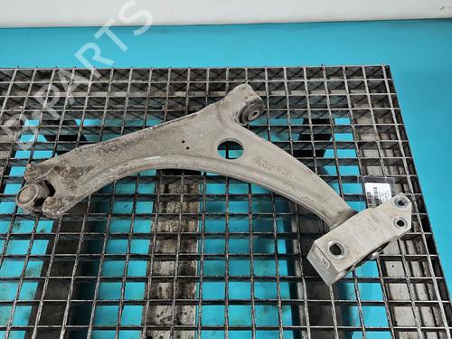 Used Right front suspension arm Right front suspension arm 38137458 38137458