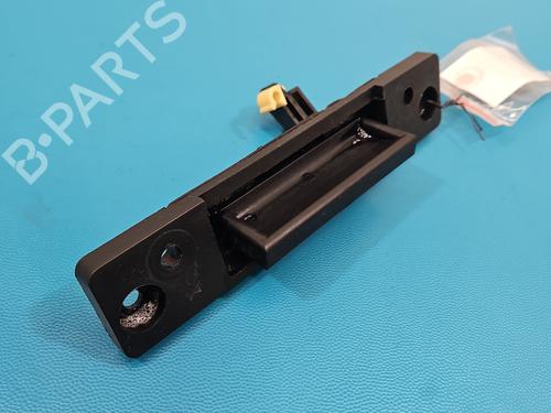 tailgate-handle-kia-sorento-i-jc-2002-2003-2004-2005-2006-2007-2008-2009-2010-2011-37860430 main image