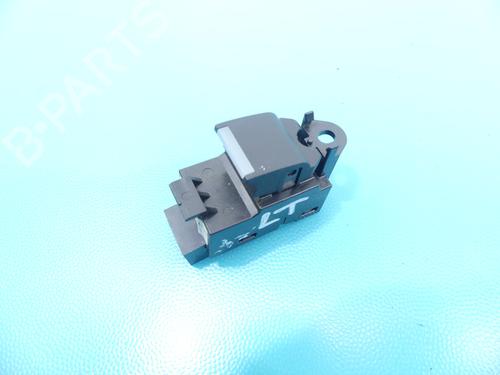 switch-land-rover-discovery-sport-l550-2014-37878540 main image