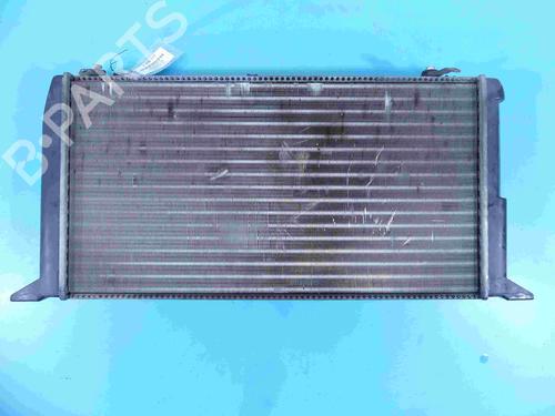Used Water radiator Water radiator 37989800 37989800