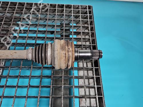 Left rear driveshaft LEXUS IS III (_E3_) 300h (AVE30_, AVE30R) | BP38142905M40 - Image 2
