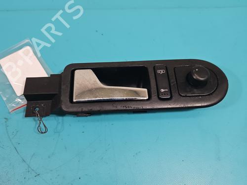 Used Front left interior door handle Front left interior door handle 37811714 37811714