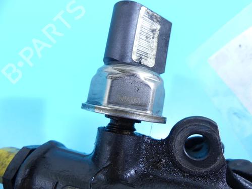 Injection rail CITROËN C6 (TD_) 2.7 HDi | BP37894480M98 - Image 6