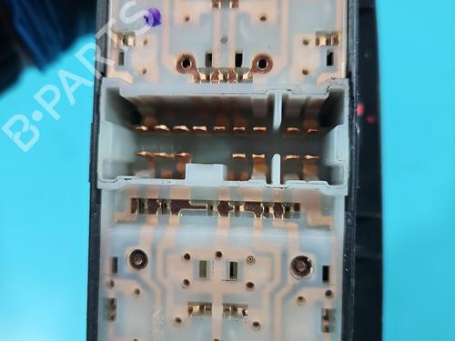Switch INFINITI FX 35 All-wheel Drive | BP38130047I30 - Image 11