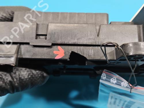 Fuse box BMW 5 (G30, F90) 520 d xDrive | BP37828755E1 - Image 8