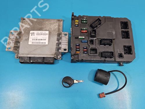 Used Engine control unit (ECU) Engine control unit (ECU) 39585730 39585730